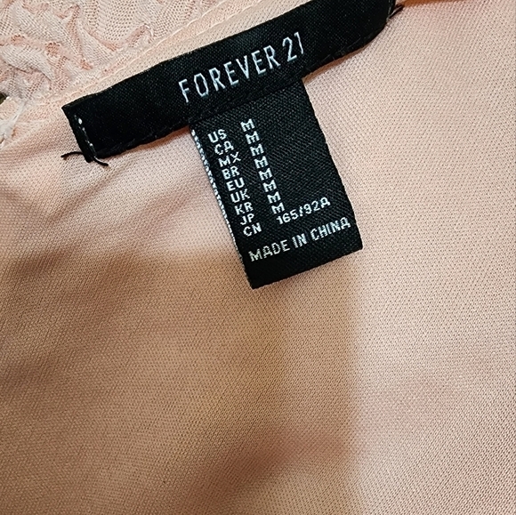 Forever 21 peplum Tankd Top size S - Picture 9 of 12